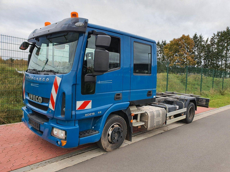 Iveco Eurocargo 80E19 " Doka chassis - Camión chasis: foto 1 Iveco Eurocargo 80E19 " Doka chassis - Camión chasis: foto 1