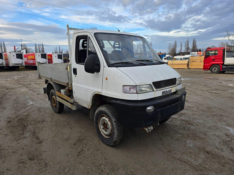 Iveco Scam SM 50 4x4 - 3 sided Tipper - Furgoneta basculante: foto 1 Iveco Scam SM 50 4x4 - 3 sided Tipper - Furgoneta basculante: foto 1