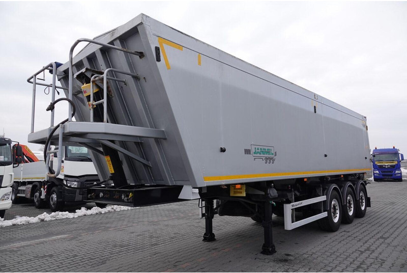 Janmil WYWROTKA / 42 m3 / TYŁ KLAPA / SAF / OŚ PODNOSZONA / ALUFELGI / - Semirremolque volquete: foto 2 Janmil WYWROTKA / 42 m3 / TYŁ KLAPA / SAF / OŚ PODNOSZONA / ALUFELGI / - Semirremolque volquete: foto 2