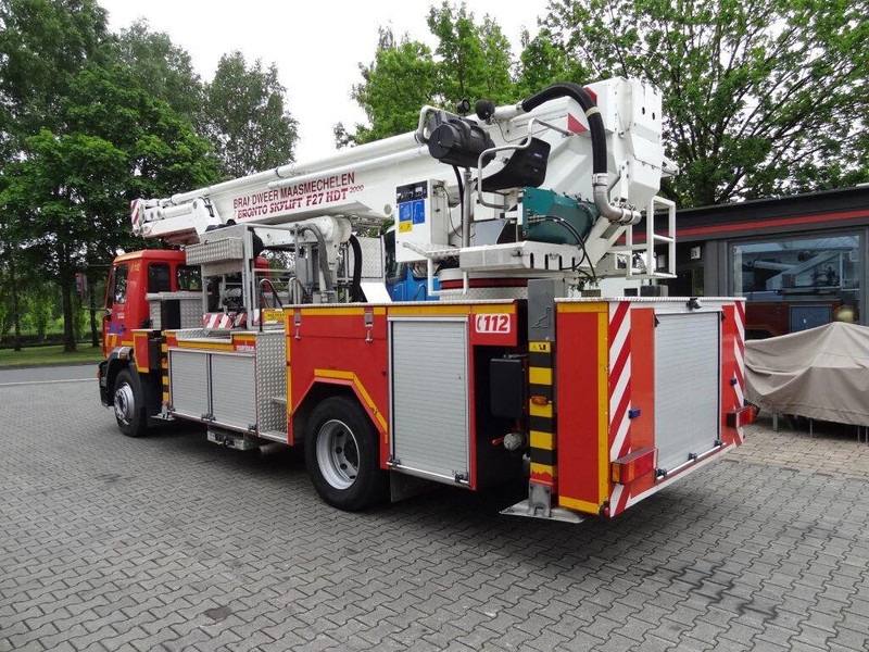 MAN 18.284 L2000 - Fire truck+ladder lift - Camión de bomberos: foto 4 MAN 18.284 L2000 - Fire truck+ladder lift - Camión de bomberos: foto 4