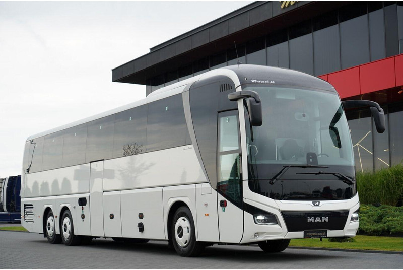MAN LIONS COACH R08 - Autocar: foto 3 MAN LIONS COACH R08 - Autocar: foto 3