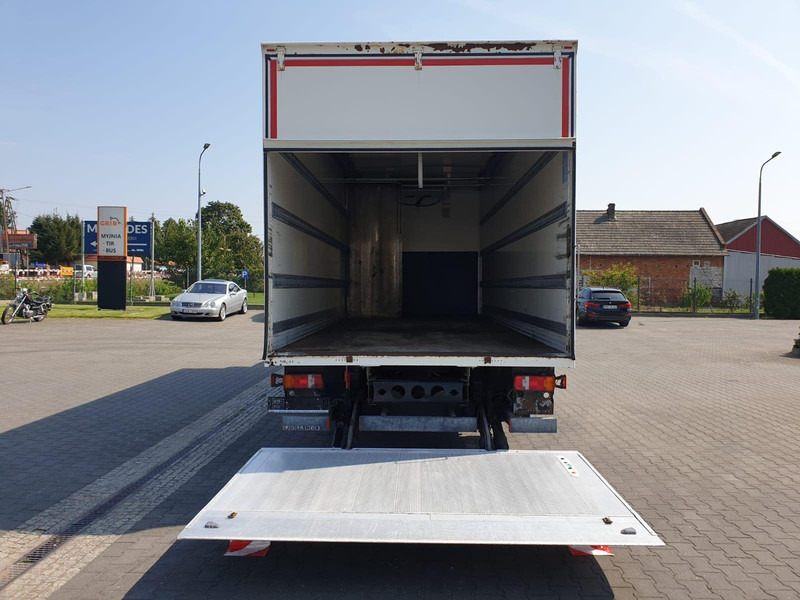 Camión frigorífico MAN TGL 12.220: foto 11 Camión frigorífico MAN TGL 12.220: foto 11