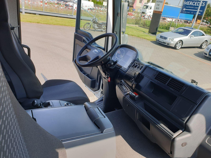 Camión frigorífico MAN TGL 12.220: foto 18 Camión frigorífico MAN TGL 12.220: foto 18