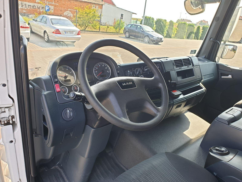 Camión frigorífico MAN TGL 12.220: foto 16 Camión frigorífico MAN TGL 12.220: foto 16