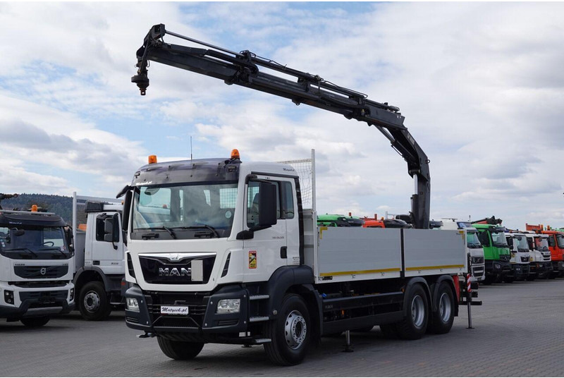 MAN TGS 26.320 / 6X4 / SKRZYNIOWY 6.5 M + HDS HIAB 188 BS-3 / MAX UD - Camión caja abierta, Camión grúa: foto 1 MAN TGS 26.320 / 6X4 / SKRZYNIOWY 6.5 M + HDS HIAB 188 BS-3 / MAX UD - Camión caja abierta, Camión grúa: foto 1