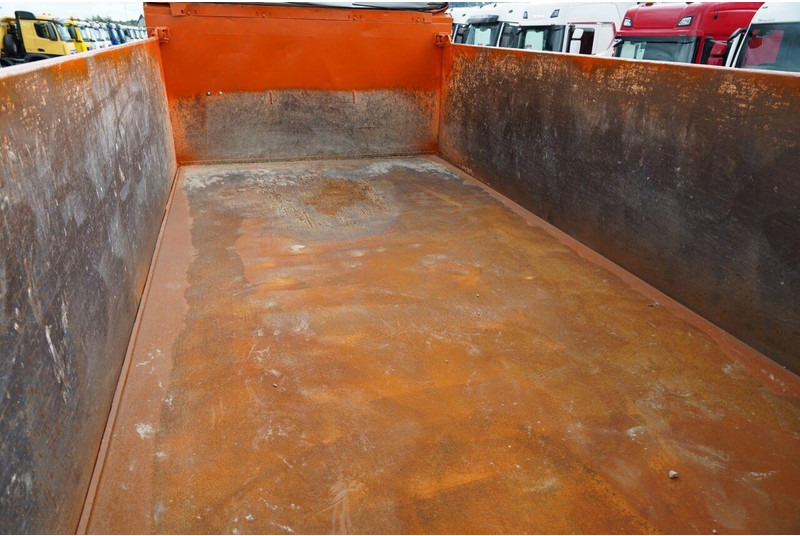 Remolque volquete Meiller WYWROTKA 3 STRONNA / PRZYCZEPA TANDEM / OŚ PODNOSZONA / SAF: foto 14 Remolque volquete Meiller WYWROTKA 3 STRONNA / PRZYCZEPA TANDEM / OŚ PODNOSZONA / SAF: foto 14