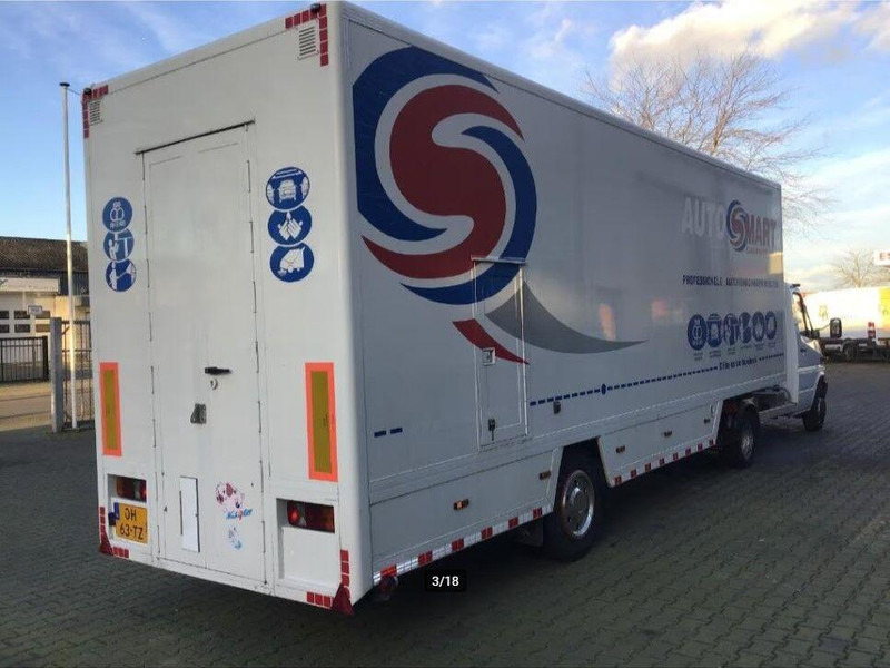 Mercedes-Benz 413 CDI BE Mini Trekker + Workshop Trailer - Cabeza tractora BE: foto 4 Mercedes-Benz 413 CDI BE Mini Trekker + Workshop Trailer - Cabeza tractora BE: foto 4