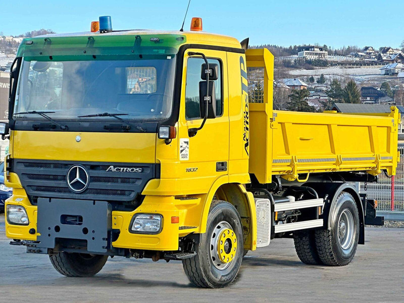 Mercedes-Benz ACTROS 1832 - Camión volquete: foto 5 Mercedes-Benz ACTROS 1832 - Camión volquete: foto 5