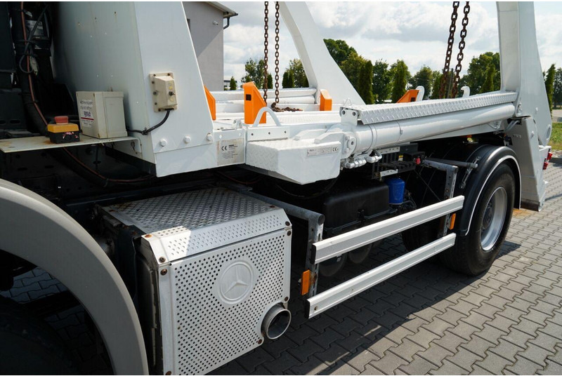 Camión portacontenedor de cadenas Mercedes-Benz ACTROS  1836 / 4X2 / BRAMOWIEC / PALFINGER M12T / EURO 6 / SPROW: foto 10 Camión portacontenedor de cadenas Mercedes-Benz ACTROS  1836 / 4X2 / BRAMOWIEC / PALFINGER M12T / EURO 6 / SPROW: foto 10