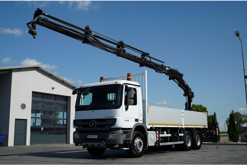 Mercedes-Benz ACTROS 2636 / 6x4 / SKRZYNIOWY 7 M + HDS HIAB - WYSÓW 12,6 M / - Camión caja abierta, Camión grúa: foto 1 Mercedes-Benz ACTROS 2636 / 6x4 / SKRZYNIOWY 7 M + HDS HIAB - WYSÓW 12,6 M / - Camión caja abierta, Camión grúa: foto 1