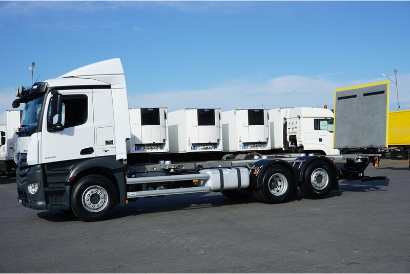 Mercedes-Benz ANTOS / 2545 / ACC / E 6 / BDF + WINDA / 7.15 , 7.45, 7.82 M / O - Camión chasis: foto 3 Mercedes-Benz ANTOS / 2545 / ACC / E 6 / BDF + WINDA / 7.15 , 7.45, 7.82 M / O - Camión chasis: foto 3