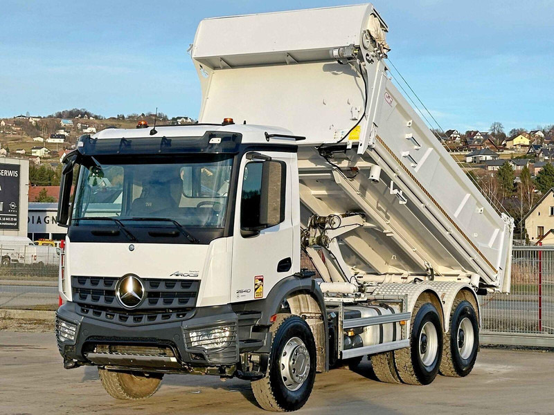 Mercedes-Benz AROCS 2640* KIPPER 5,10 + BORDMATIC / 6x4 - Camión volquete: foto 2 Mercedes-Benz AROCS 2640* KIPPER 5,10 + BORDMATIC / 6x4 - Camión volquete: foto 2