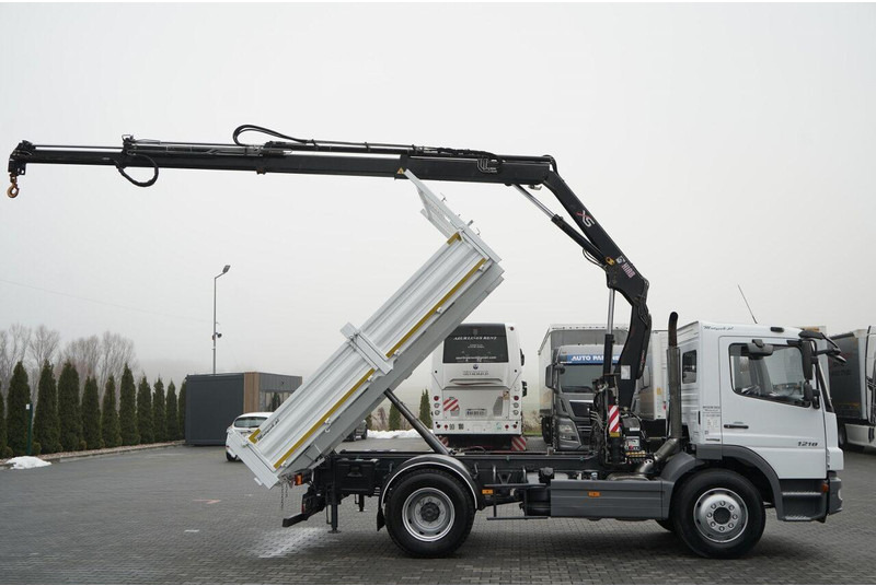 Mercedes-Benz ATEGO 1218 / 4x2 / WYWROTKA + HDS HIAB 0088 BS-3 / PILOT /MANU - Camión volquete, Camión grúa: foto 5 Mercedes-Benz ATEGO 1218 / 4x2 / WYWROTKA + HDS HIAB 0088 BS-3 / PILOT /MANU - Camión volquete, Camión grúa: foto 5