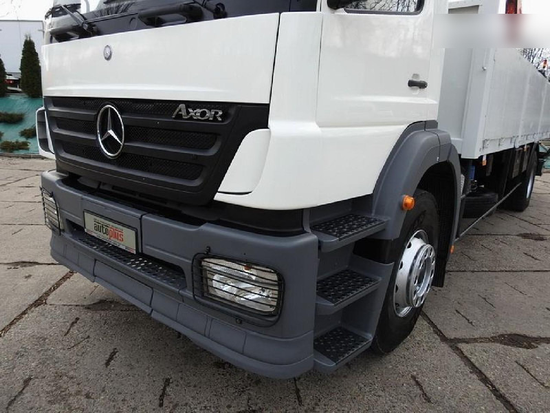 Camión caja abierta, Camión grúa Mercedes-Benz AXOR: foto 17