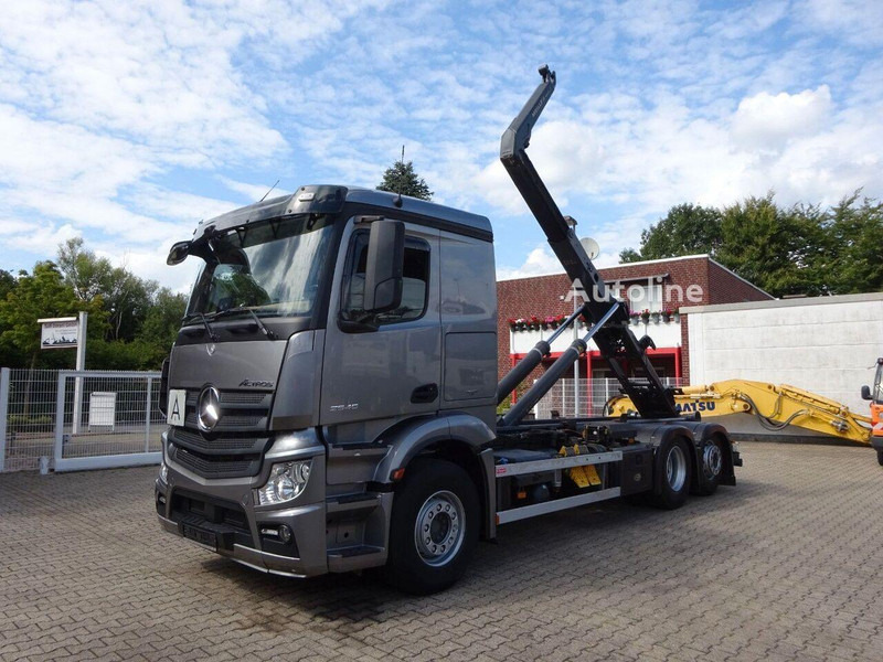 Mercedes-Benz Actros 2545 - Hook lift truck 6x2 - Camión multibasculante: foto 2 Mercedes-Benz Actros 2545 - Hook lift truck 6x2 - Camión multibasculante: foto 2