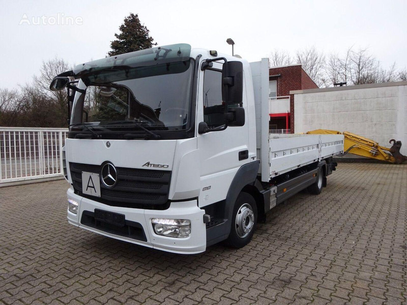 Mercedes-Benz Atego 818 - Flatbed - Camión caja abierta: foto 1 Mercedes-Benz Atego 818 - Flatbed - Camión caja abierta: foto 1