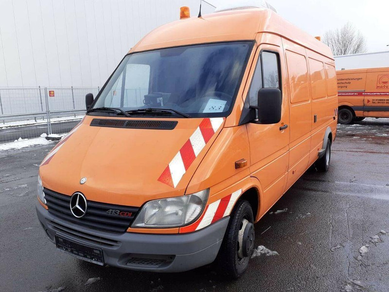 Mercedes-Benz Sprinter 413 - Limpieza de alcantarillado: foto 1 Mercedes-Benz Sprinter 413 - Limpieza de alcantarillado: foto 1