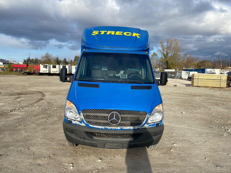 Mercedes-Benz Sprinter 519 - BE Mini Trekker - SZM - 3.5t - Cabeza tractora BE: foto 3 Mercedes-Benz Sprinter 519 - BE Mini Trekker - SZM - 3.5t - Cabeza tractora BE: foto 3