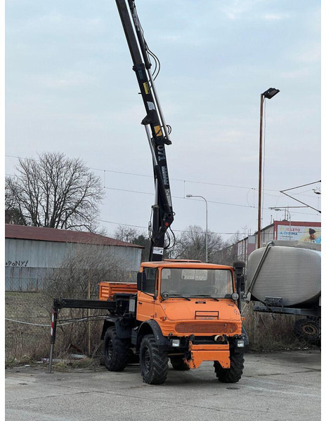 Mercedes-Benz UNIMOG - Motoazada: foto 1 Mercedes-Benz UNIMOG - Motoazada: foto 1
