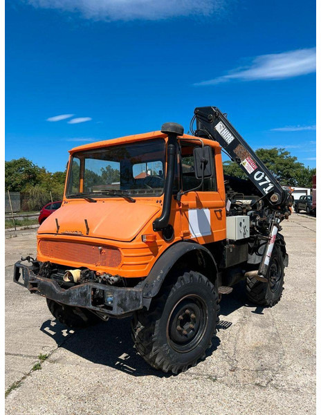 Mercedes-Benz UNIMOG U-900 - Motoazada: foto 2 Mercedes-Benz UNIMOG U-900 - Motoazada: foto 2