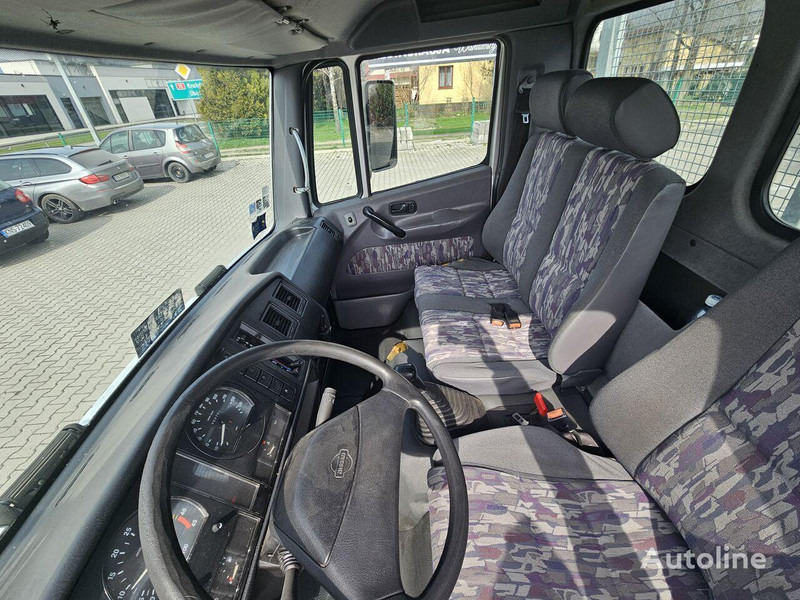 Furgoneta basculante Nissan Atleon 35.110 3 way tipper: foto 15 Furgoneta basculante Nissan Atleon 35.110 3 way tipper: foto 15