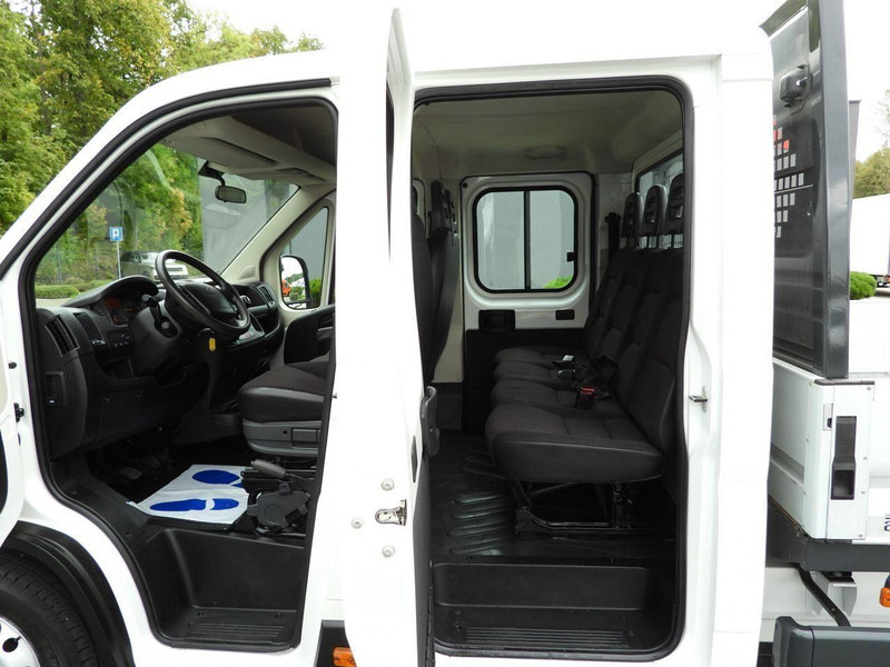 Peugeot BOXER SKRZYNIA PODWÓJNA KABINA DOKA 7 MIEJSC TEMPOMAT KLIMATYZAC - Furgoneta caja abierta, Furgoneta combi: foto 5 Peugeot BOXER SKRZYNIA PODWÓJNA KABINA DOKA 7 MIEJSC TEMPOMAT KLIMATYZAC - Furgoneta caja abierta, Furgoneta combi: foto 5