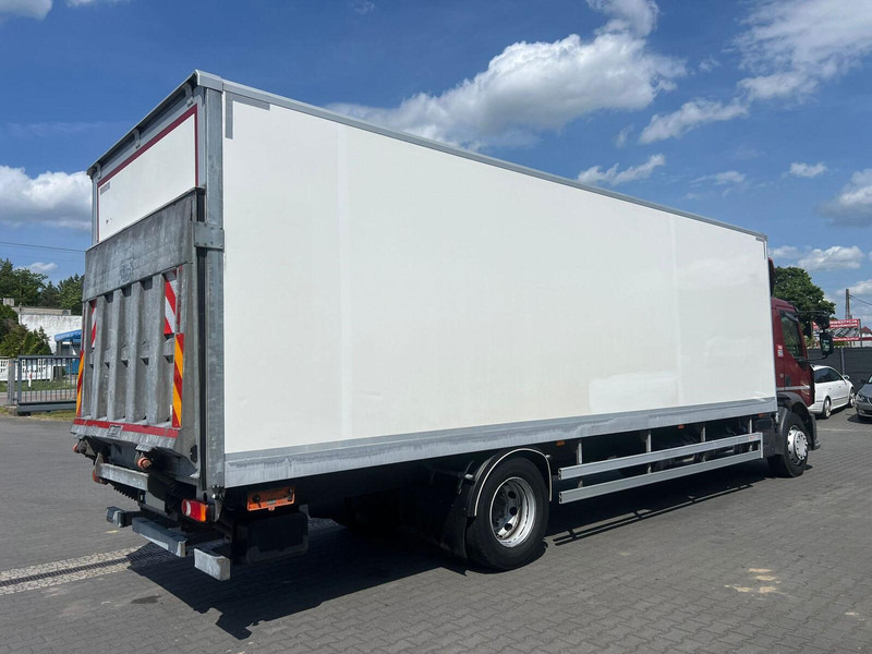 Renault D 18 250 DTI 18T REFRIGERATOR + LIFT - Camión frigorífico: foto 4 Renault D 18 250 DTI 18T REFRIGERATOR + LIFT - Camión frigorífico: foto 4