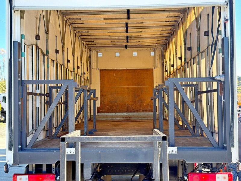 Camión caja cerrada Renault T380: foto 10