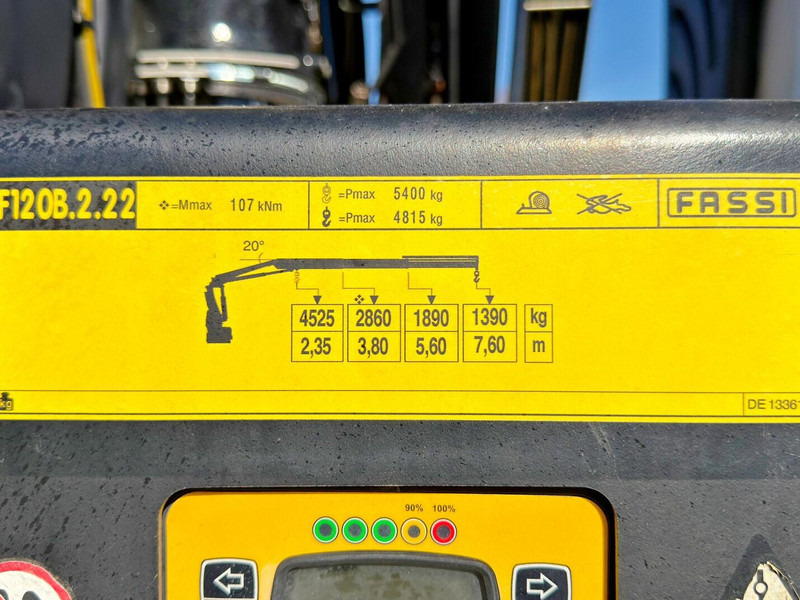 Camión caja cerrada Renault T380: foto 15