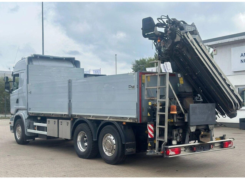 Scania R500 V8 6x2 Flatbed + Crane Fassi 235 - Camión caja abierta, Camión grúa: foto 4 Scania R500 V8 6x2 Flatbed + Crane Fassi 235 - Camión caja abierta, Camión grúa: foto 4