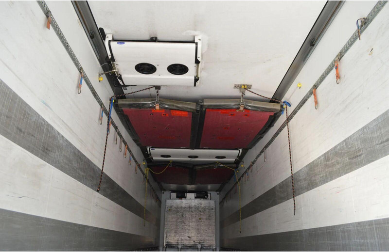 Schmitz Cargobull SKO 24REFRIGERATOR + LIFT ROLLER SHUTTER CARRIER VECTOR 1850Mtº - Semirremolque frigorífico: foto 4 Schmitz Cargobull SKO 24REFRIGERATOR + LIFT ROLLER SHUTTER CARRIER VECTOR 1850Mtº - Semirremolque frigorífico: foto 4