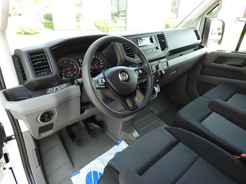 Volkswagen CRAFTER PLANDEKA 10 PALET WEBASTO TEMPOMAT KLIMATYZACJA LEDY 18 - Furgoneta con lona: foto 2 Volkswagen CRAFTER PLANDEKA 10 PALET WEBASTO TEMPOMAT KLIMATYZACJA LEDY 18 - Furgoneta con lona: foto 2