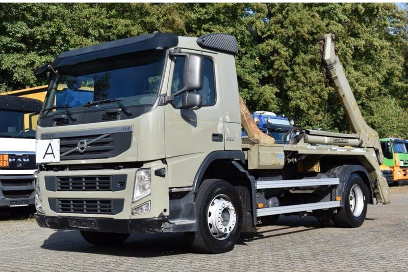 Volvo FM 330 BL - Meiller AK 12 LTD Absetzkipper - Camión portacontenedor de cadenas: foto 1 Volvo FM 330 BL - Meiller AK 12 LTD Absetzkipper - Camión portacontenedor de cadenas: foto 1