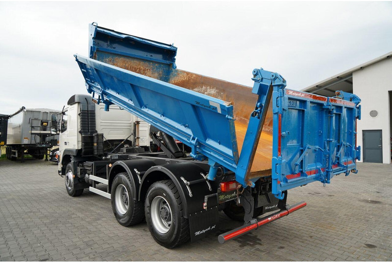 Volvo FM 360 / 6x4 / WYWROTKA DWUSTRONNA / HYDROBURTA / MANUAL / SPROW - Camión volquete: foto 4 Volvo FM 360 / 6x4 / WYWROTKA DWUSTRONNA / HYDROBURTA / MANUAL / SPROW - Camión volquete: foto 4