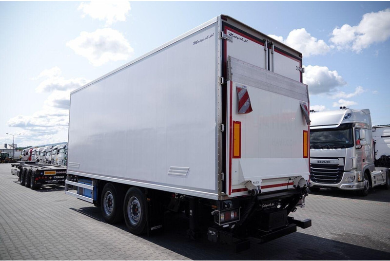 Wielton PRZYCZEPA CHŁODNIA / IGLOOCAR / THERMO KING - FRIGOBLOCK / WINDA - Remolque frigorífico: foto 3 Wielton PRZYCZEPA CHŁODNIA / IGLOOCAR / THERMO KING - FRIGOBLOCK / WINDA - Remolque frigorífico: foto 3