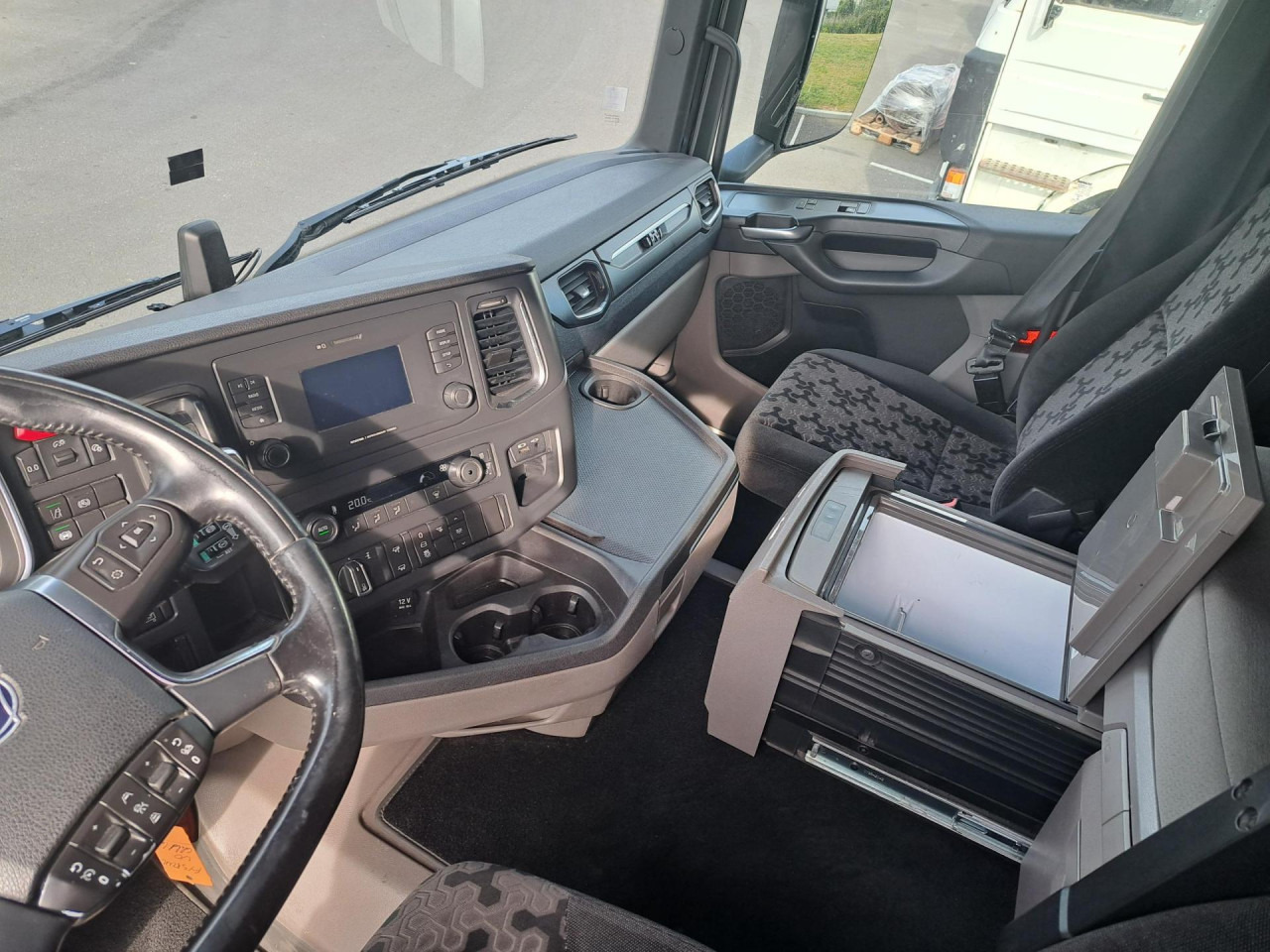 SCANIA R 500 A4x2NA - Cabeza tractora: foto 2 SCANIA R 500 A4x2NA - Cabeza tractora: foto 2