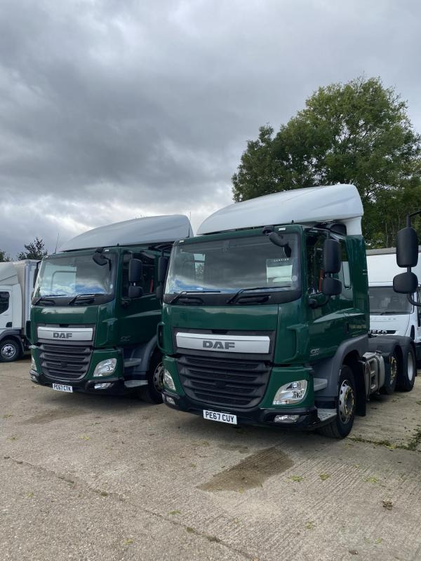 DAF FTG CF 85-460 Auto Std Sleeper - Cabeza tractora: foto 2 DAF FTG CF 85-460 Auto Std Sleeper - Cabeza tractora: foto 2
