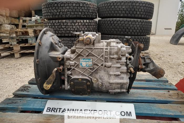 Caja de cambios ZF Ecolite S5-42 Manual Gearbox – 5-Speed | Fits Nissan Atleon Trucks: foto 1