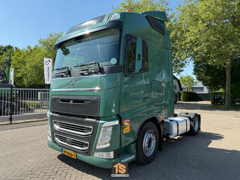 Volvo FH 460 - 2 TANKS - NL TOP TRUCK - TUV 9/25 - Cabeza tractora: foto 1 Volvo FH 460 - 2 TANKS - NL TOP TRUCK - TUV 9/25 - Cabeza tractora: foto 1