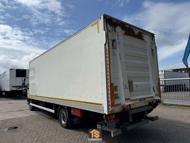 DAF LF 210 LADEBORDWAND - TOP TRUCK - Camión caja cerrada: foto 5 DAF LF 210 LADEBORDWAND - TOP TRUCK - Camión caja cerrada: foto 5