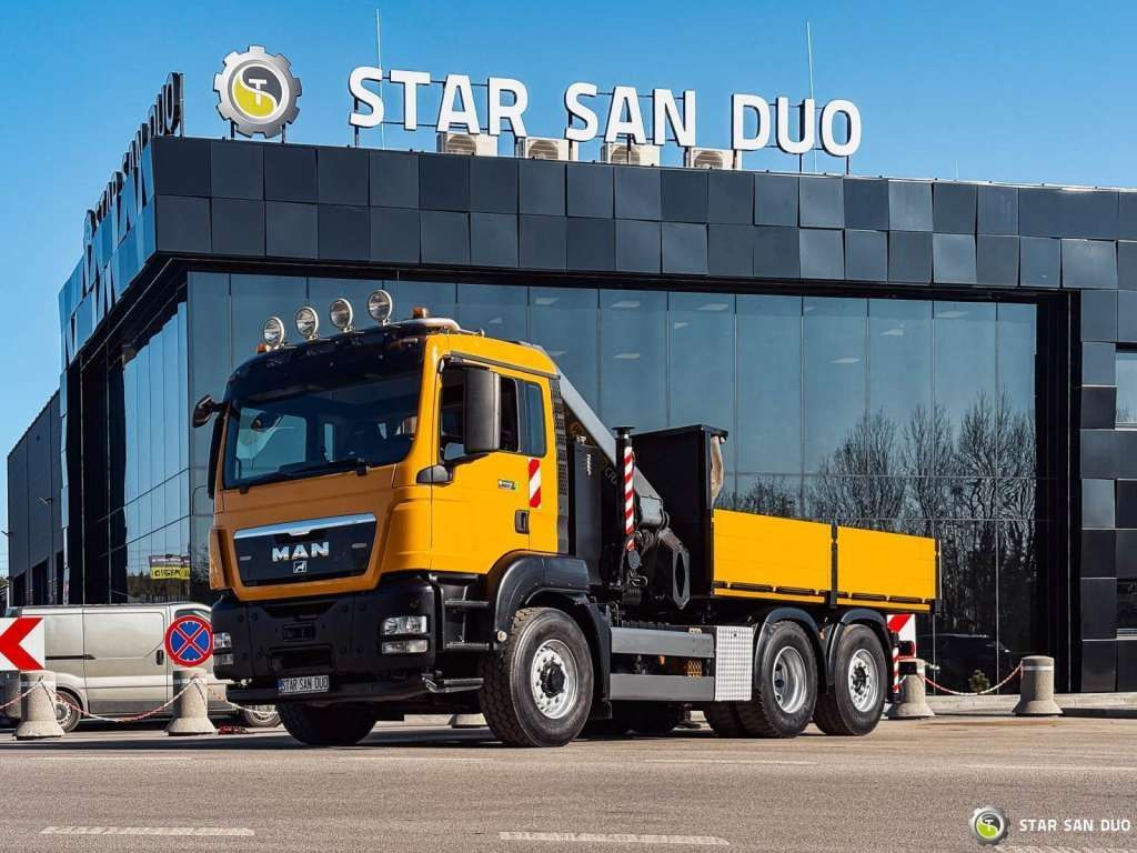 MAN TGS 28.480 6x4x4 H PALFINGER PK 29002 CRANE 5th - Cabeza tractora: foto 5 MAN TGS 28.480 6x4x4 H PALFINGER PK 29002 CRANE 5th - Cabeza tractora: foto 5