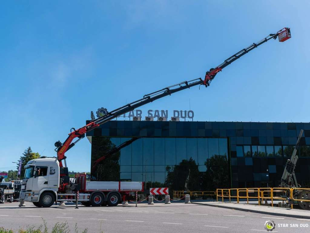 Scania G490 6x2 Palfinger PK 53002 SH Fly Jib Basket - Cabeza tractora: foto 1 Scania G490 6x2 Palfinger PK 53002 SH Fly Jib Basket - Cabeza tractora: foto 1
