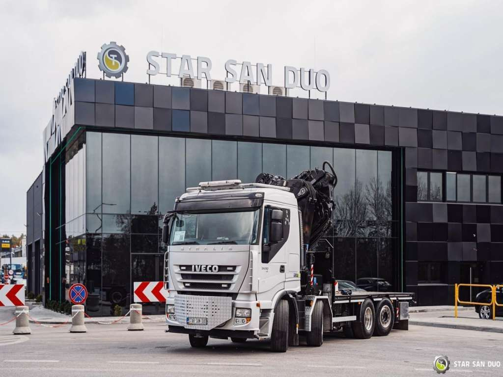 Iveco STRALIS AS320S50Y 8x2 HMF 8520-0K6 FLY JIB Winc - Camión grúa: foto 5 Iveco STRALIS AS320S50Y 8x2 HMF 8520-0K6 FLY JIB Winc - Camión grúa: foto 5