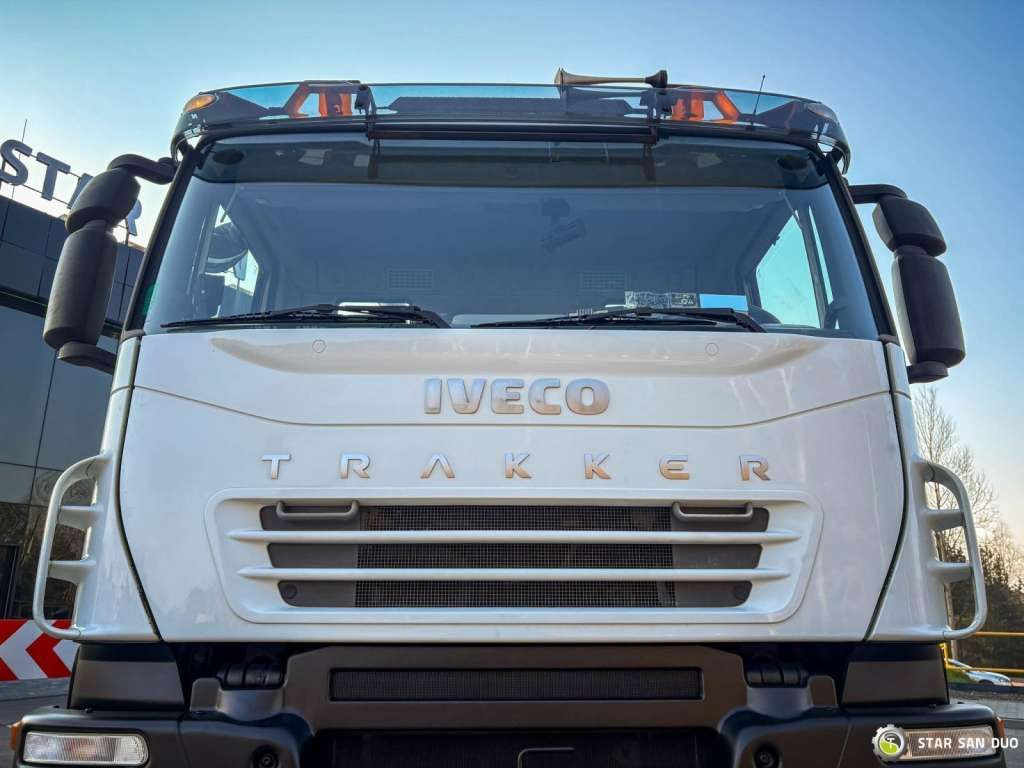 Leasing para  Iveco  TRAKKER 450  6x6 PM41S FLY JIB Crane Kipper Iveco  TRAKKER 450  6x6 PM41S FLY JIB Crane Kipper: foto 21