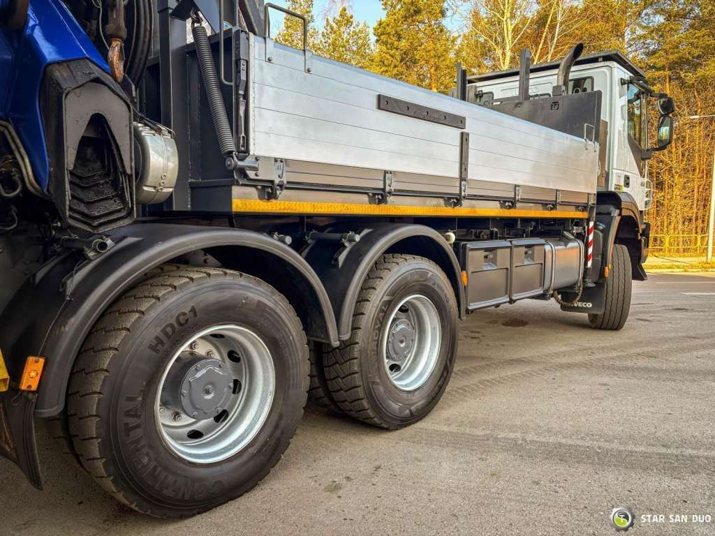 Leasing para  Iveco  TRAKKER 450  6x6 PM41S FLY JIB Crane Kipper Iveco  TRAKKER 450  6x6 PM41S FLY JIB Crane Kipper: foto 27
