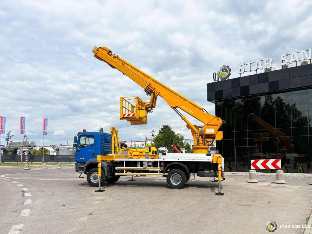 MAN TGM 18.330 4x4 MULTITEL J335 Truck Mounted Lift - Camión con plataforma elevadora: foto 2 MAN TGM 18.330 4x4 MULTITEL J335 Truck Mounted Lift - Camión con plataforma elevadora: foto 2