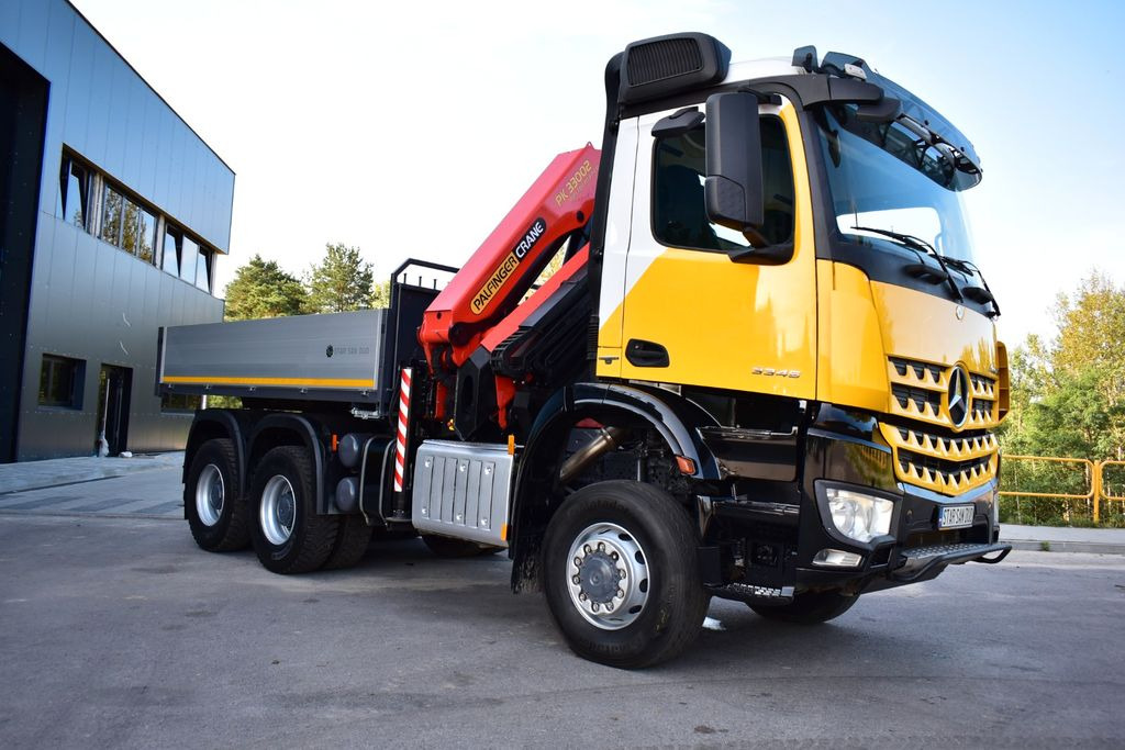 Mercedes-Benz AROCS 3345 6x6 PALFINGER PK 33002 EURO 6 KRAN - Camión grúa, Camión caja abierta: foto 3 Mercedes-Benz AROCS 3345 6x6 PALFINGER PK 33002 EURO 6 KRAN - Camión grúa, Camión caja abierta: foto 3
