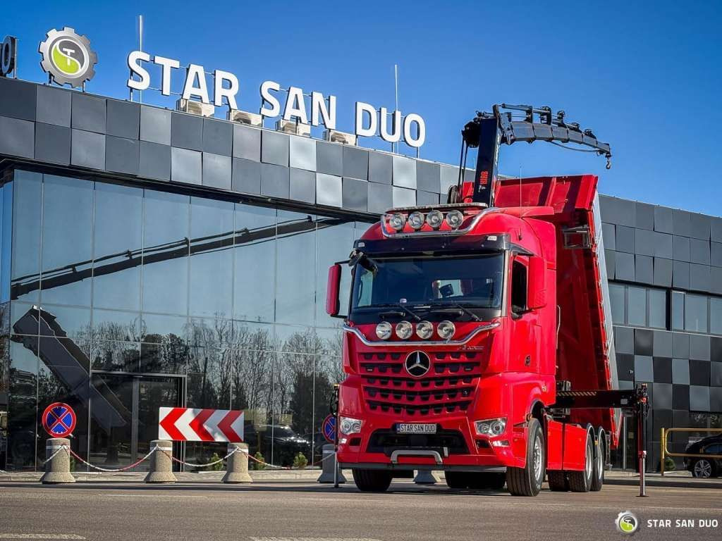 Mercedes-Benz  AROCS 3358L 6x4 HIAB 192X-HIPRO E-6 Crane Kippe - Camión volquete: foto 4 Mercedes-Benz  AROCS 3358L 6x4 HIAB 192X-HIPRO E-6 Crane Kippe - Camión volquete: foto 4