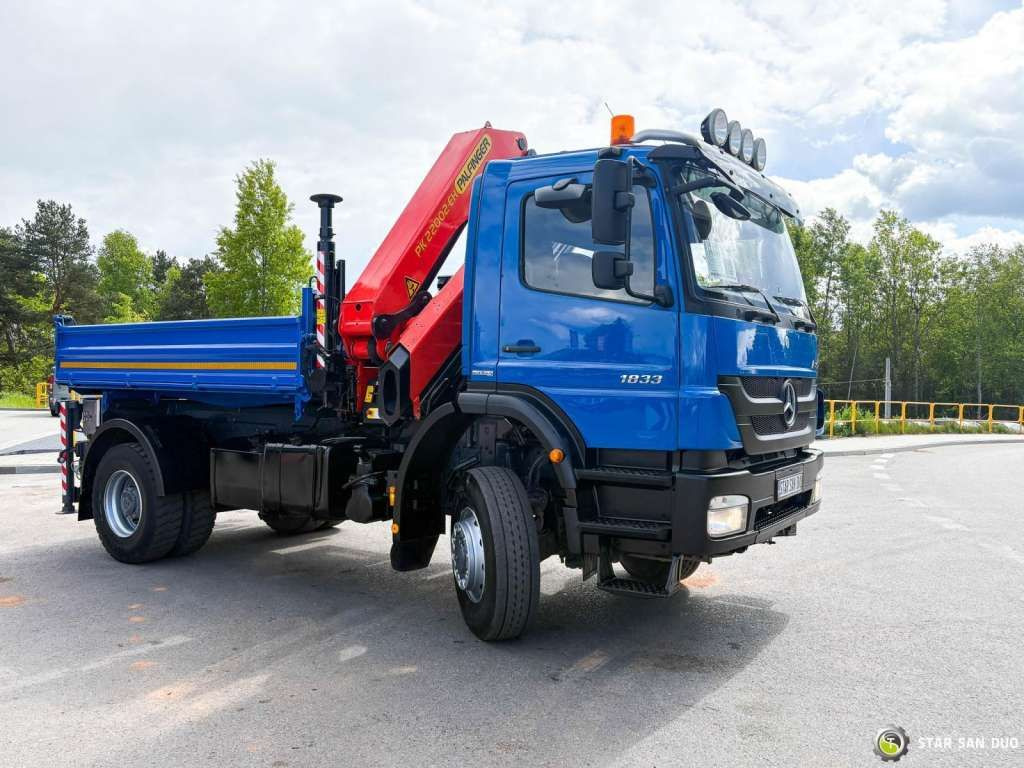 Camión grúa Mercedes-Benz  AXOR 1833 4x4 Palfinger PK 22002 EH Crane Winch: foto 6