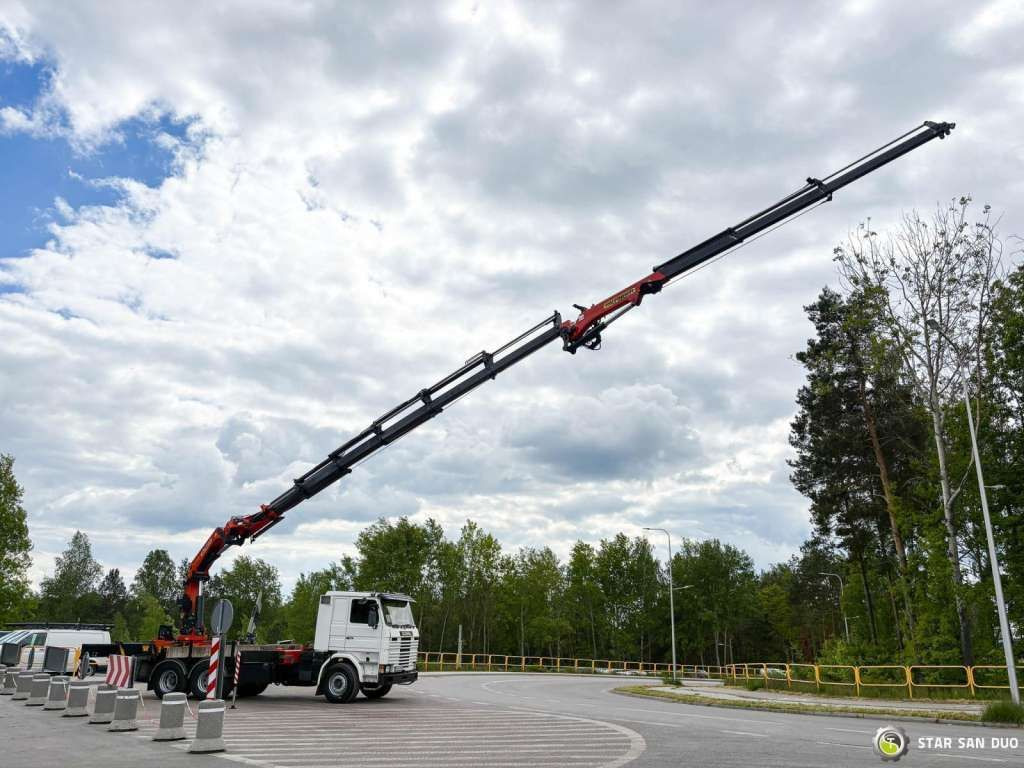 Scania R143 HL 6x2 PALFINGER PK44002 Crane Kran - Camión grúa: foto 2 Scania R143 HL 6x2 PALFINGER PK44002 Crane Kran - Camión grúa: foto 2